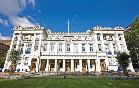 queen mary university of london ranking.